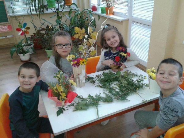 ИКЕБАНА 2016 - ДГ Слънчице - Велинград